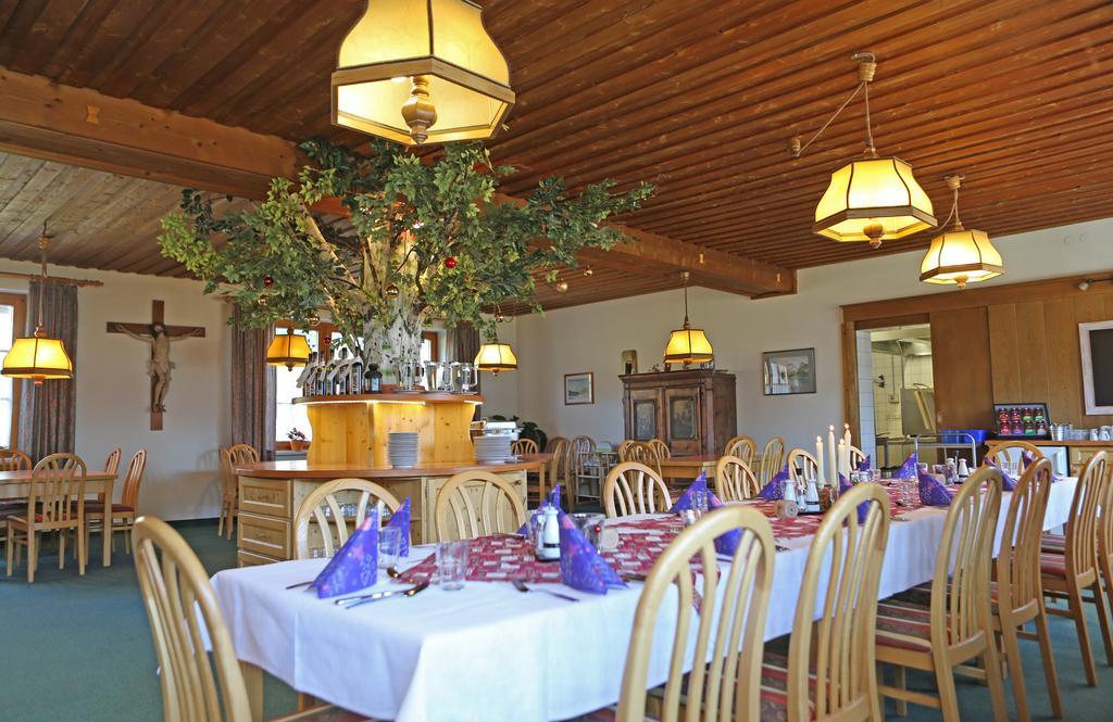 Hotel Haus Der Begegnung à Gosau Extérieur photo